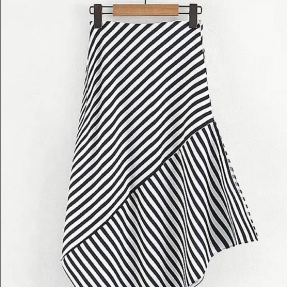 Black and white, asymmetrical skirt